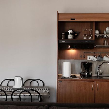 Kalvou Flat Apartment Tesalonika Bagian luar foto