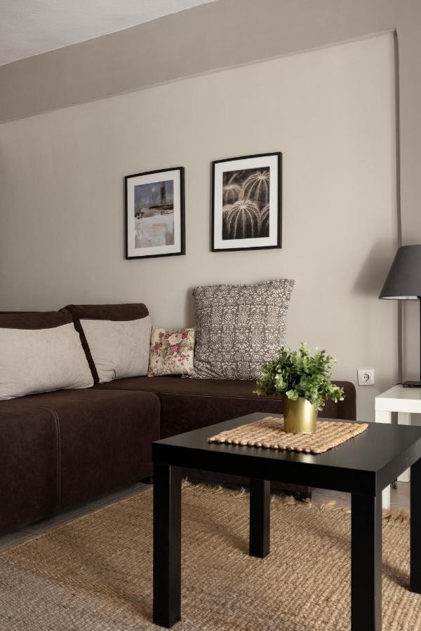 Kalvou Flat Apartment Tesalonika Bagian luar foto